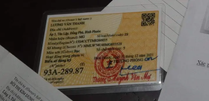 Làm Giả Giấy Tờ Xe Ô Tô: 5 Hậu Quả Pháp Lý Nghiêm Trọng Bạn Cần Biết Làm Giả Giấy Tờ Xe Ô Tô: 5 Hậu Quả Pháp Lý Nghiêm Trọng Bạn Cần Biết