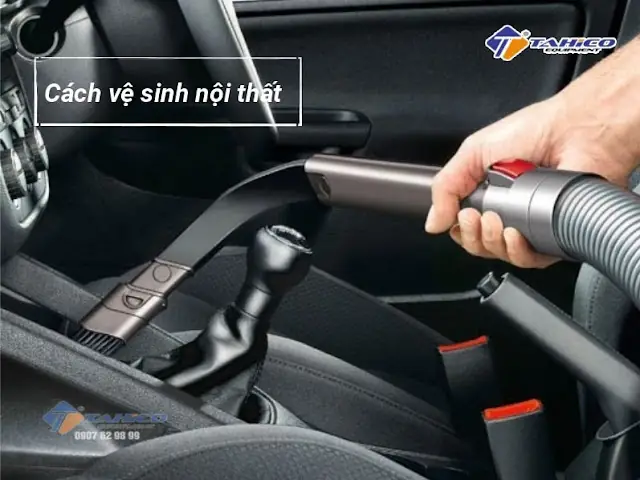 Hướng Dẫn Chi Tiết Làm Mới Nội Thất Xe Ô Tô Đúng Cách