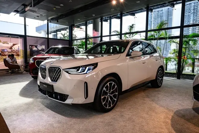 Mâ U Xe Ô Tô Thê Thao Cu A Bmw Mâ U Xe Ô Tô Thê Thao Cu A Bmw