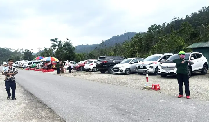 Maket Vé Giữ Xe Ô Tô Maket Vé Giữ Xe Ô Tô