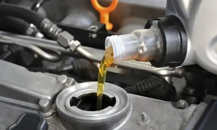 Màu Sắc Của Dầu Chạy Xe Ô Tô Màu Sắc Của Dầu Chạy Xe Ô Tô