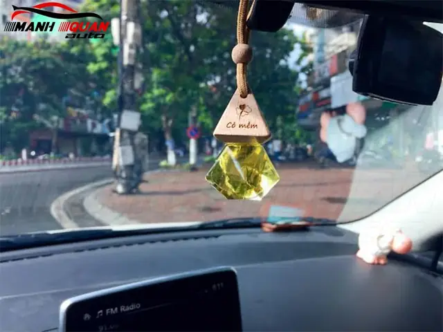 Miếng Thơm Treo Xe Ô Tô Miếng Thơm Treo Xe Ô Tô