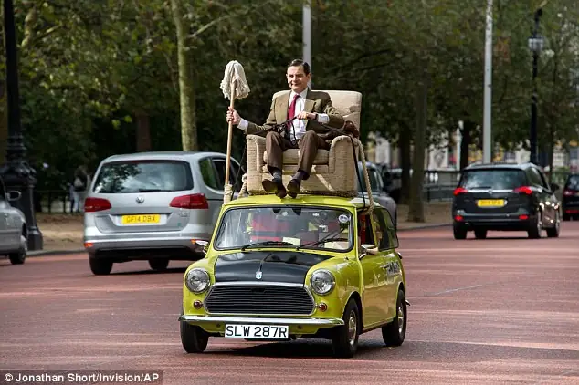Mr Bean Lái Xe Ô Tô