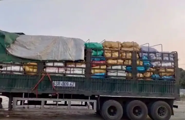 Mức Phạt Xe Ô Tô Chở Quá Khổ Mức Phạt Xe Ô Tô Chở Quá Khổ
