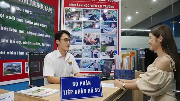 Top 5 Trung Tâm Dạy Lái Xe Ô Tô Uy Tín Nhất Hà Nội