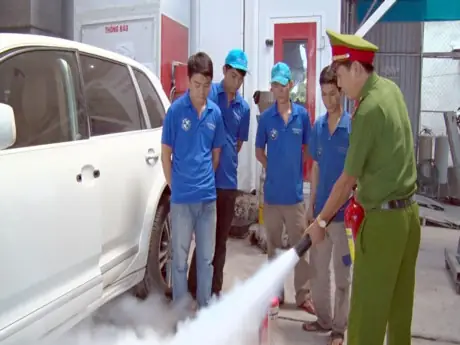 Nguy Hiểm Cháy Nổ Xưởng Làm Đồng Xe Ô Tô Nguy Hiểm Cháy Nổ Xưởng Làm Đồng Xe Ô Tô