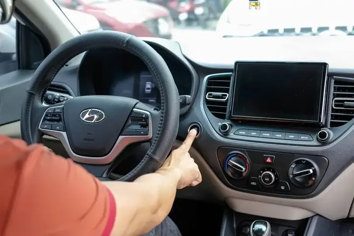 Nut Nghe Điện Thoại Trên Xe Ô Tô I10 Nut Nghe Điện Thoại Trên Xe Ô Tô I10