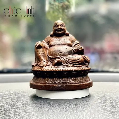 Phật Di Lặc Để Xe Ô Tô Bằng Trầm Hương Phật Di Lặc Để Xe Ô Tô Bằng Trầm Hương