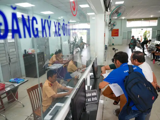 Phí Đăng Ký Xe Ô Tô Tăng