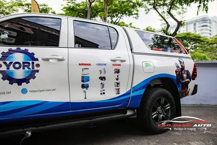Đánh Giá Chiến Lược Quảng Cáo Xe Ô Tô Toyota: Thực Tế Kỹ Thuật Vs. Thông Điệp Đánh Giá Chiến Lược Quảng Cáo Xe Ô Tô Toyota: Thực Tế Kỹ Thuật Vs. Thông Điệp