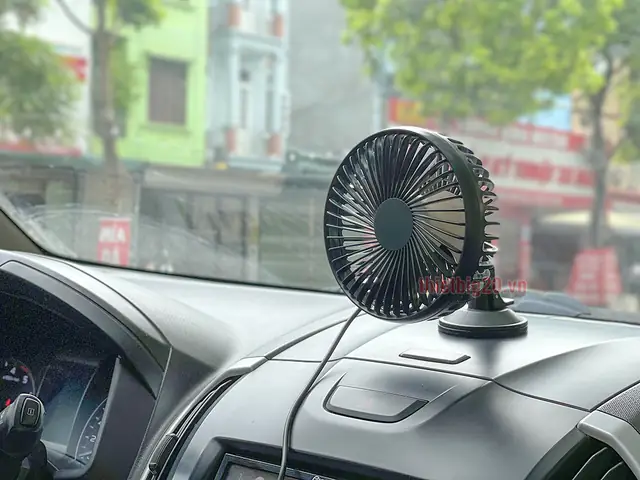 Quạt Lắp Trên Xe Ô Tô