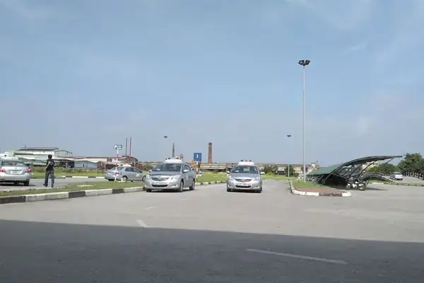 Sân Tập Xe Ô Tô Võ Chí Công