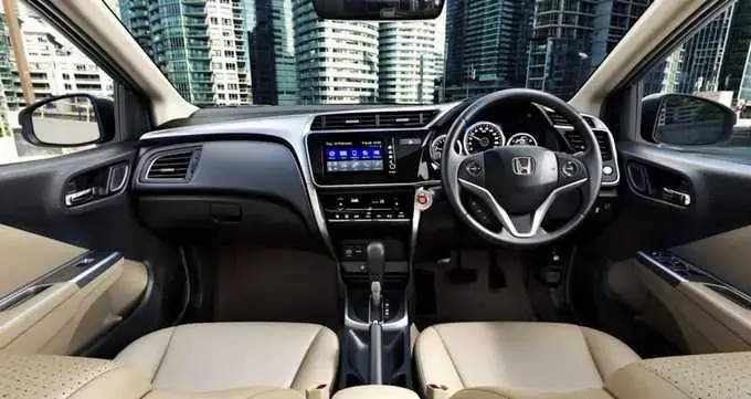 So Sánh Toyota Vios Và Honda City: Xe Sedan Hạng B Nào Phù Hợp Bạn? So Sánh Toyota Vios Và Honda City: Xe Sedan Hạng B Nào Phù Hợp Bạn?