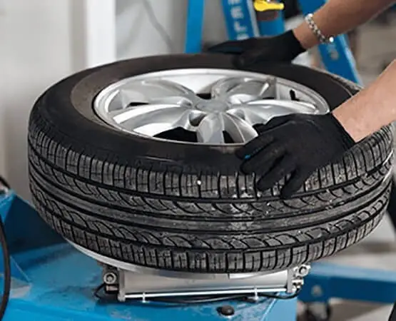 Top 5 Phương Pháp Sửa Chữa Lốp Xe Ô Tô Hiệu Quả Và An Toàn Nhất