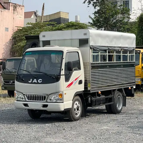 Tập Lái Xe Ô Tô Hạng C: Hướng Dẫn Toàn Diện Từ A Đến Z