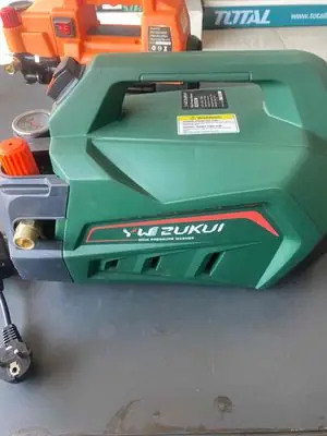 Máy Rửa Xe Ô Tô: Đánh Giá Chi Tiết Và Bảng So Sánh 10 Mẫu Bán Chạy Máy Rửa Xe Ô Tô: Đánh Giá Chi Tiết Và Bảng So Sánh 10 Mẫu Bán Chạy