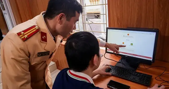 Thủ Tục Thay Đổi Tên Đăng Ký Xe Ô Tô: Hướng Dẫn Chi Tiết Từ A Đến Z Thủ Tục Thay Đổi Tên Đăng Ký Xe Ô Tô: Hướng Dẫn Chi Tiết Từ A Đến Z