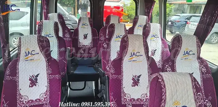 Thuê Xe 16 Chỗ Hà Nội: So Sánh Chi Tiết Solati, Transit, Hiace & Bí Quyết Chọn Dịch Vụ Uy Tín