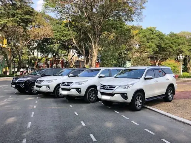 Đánh Giá Chi Tiết Dịch Vụ Thuê Xe Ô Tô Tại Nam Định: 4 Đơn Vị Uy Tín Nhất 2025