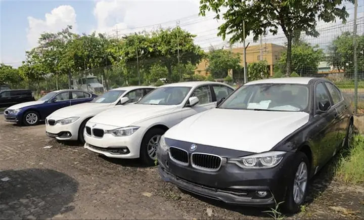 Tội Buôn Lậu Xe Ô Tô: Định Nghĩa, Hình Thức & Mức Phạt Theo Pháp Luật Tội Buôn Lậu Xe Ô Tô: Định Nghĩa, Hình Thức & Mức Phạt Theo Pháp Luật