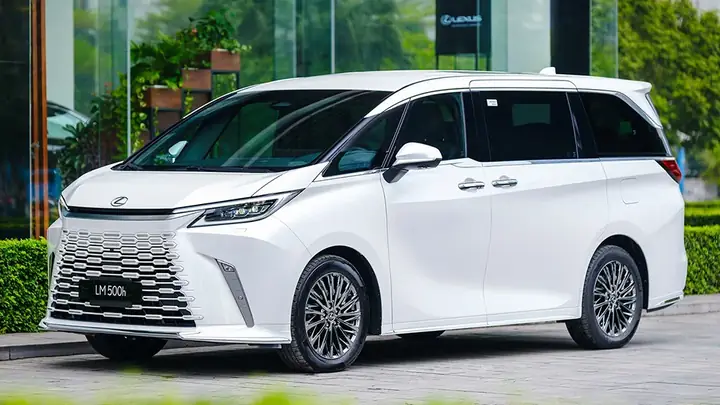 Top 7 Xe Ô Tô 7 Tỷ Đồng Đáng Mua Nhất Năm 2026