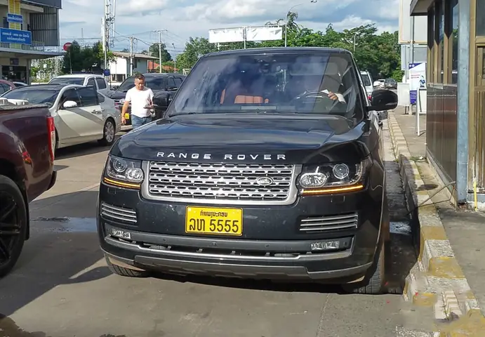 Hướng Dẫn Chi Tiết Về Thủ Tục & Rủi Ro Khi Mua Xe Ô Tô Biển Lào Hướng Dẫn Chi Tiết Về Thủ Tục & Rủi Ro Khi Mua Xe Ô Tô Biển Lào