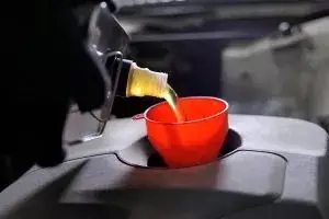Xe Ô Tô Dùng Xăng Gì? Cách Chọn Nhiên Liệu Phù Hợp Nhất