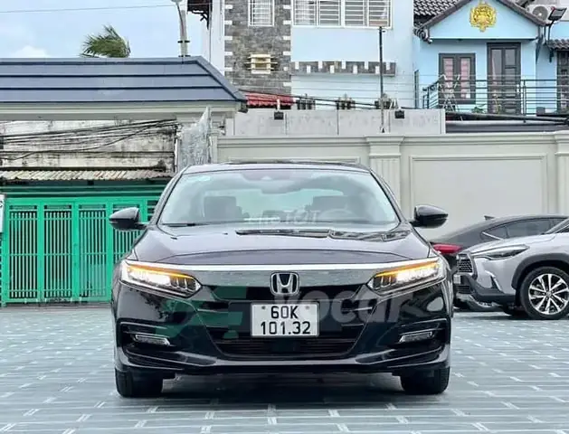 Đánh Giá Chi Tiết Honda Accord Cũ: Lý Do Vẫn Được Ưa Chuộng Sau Nhiều Thế Hệ Đánh Giá Chi Tiết Honda Accord Cũ: Lý Do Vẫn Được Ưa Chuộng Sau Nhiều Thế Hệ