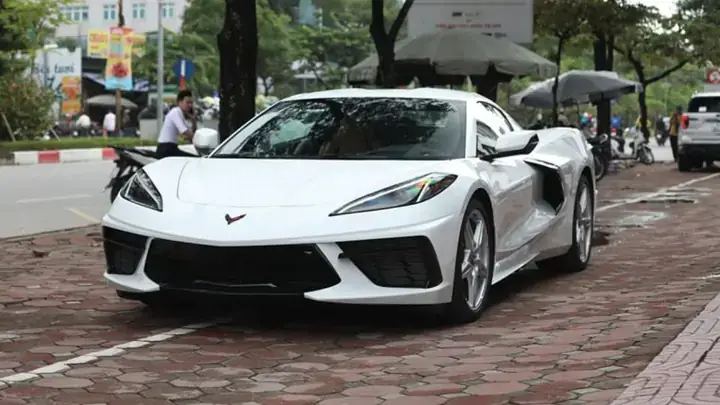 Xe Ô Tô Ký Hiệu Chữ V: Ý Nghĩa & Giải Mã Chi Tiết Từ A Đến Z