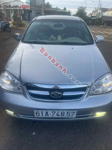 Đánh Giá Chi Tiết Xe Daewoo Lacetti 2008: Sedan Gia Đình Thời Đại Vàng
