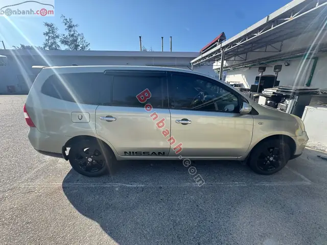 Nissan Livina: Đánh Giá Chi Tiết Của Mẫu Mpv Đa Dụng Cho Gia Đình Việt Nissan Livina: Đánh Giá Chi Tiết Của Mẫu Mpv Đa Dụng Cho Gia Đình Việt