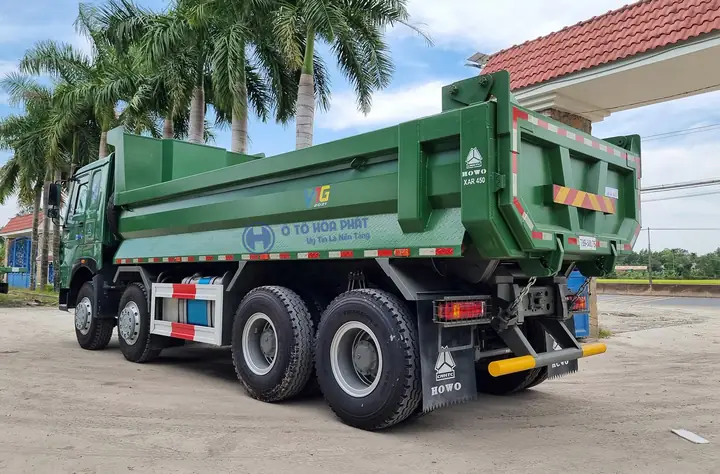 Xe Ô Tô Tải Howo 4 Chân Xe Ô Tô Tải Howo 4 Chân