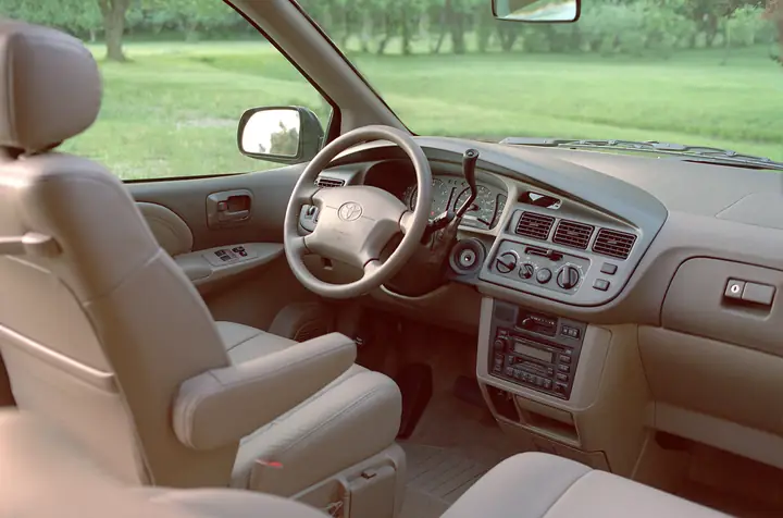 1999 Toyota Sienna