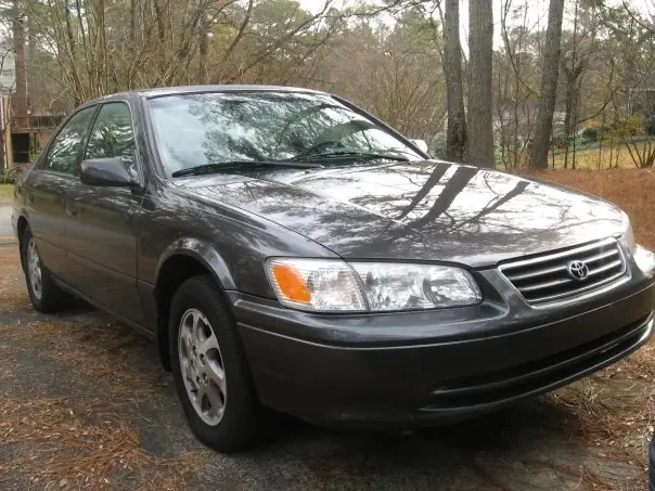 2000 Toyota Camry