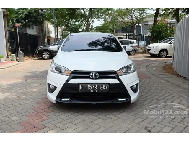 B1578 Toyota