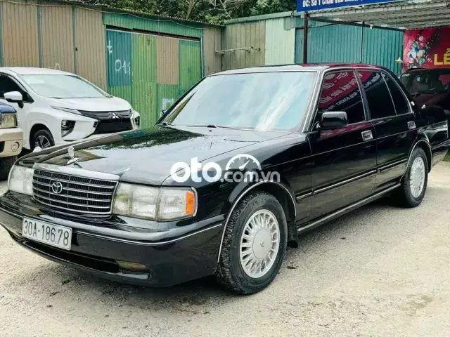 Ban Toyota Crown Ban Toyota Crown