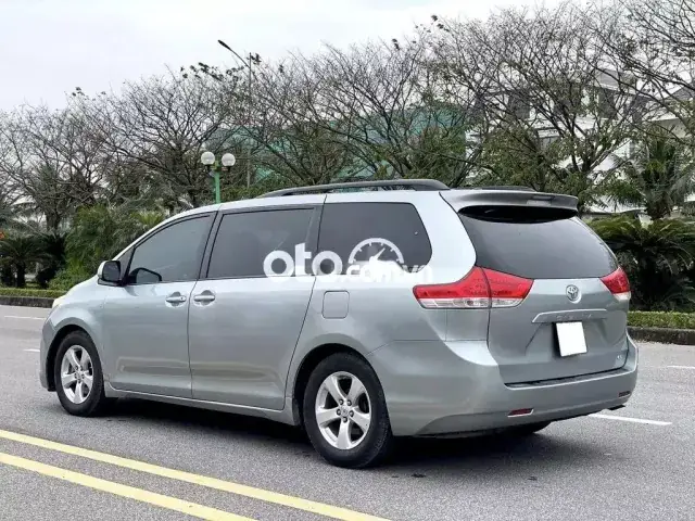 Bán Toyota Sienna Bán Toyota Sienna