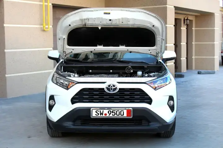 Hood Toyota
