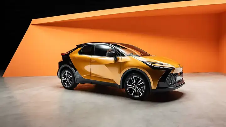 Hybridauto Toyota