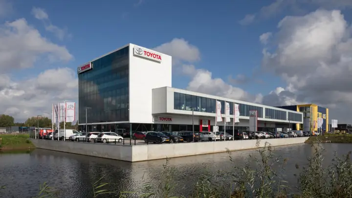 Louwman Toyota Louwman Toyota