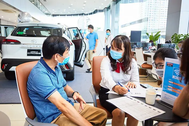 Nhân Viên Toyota