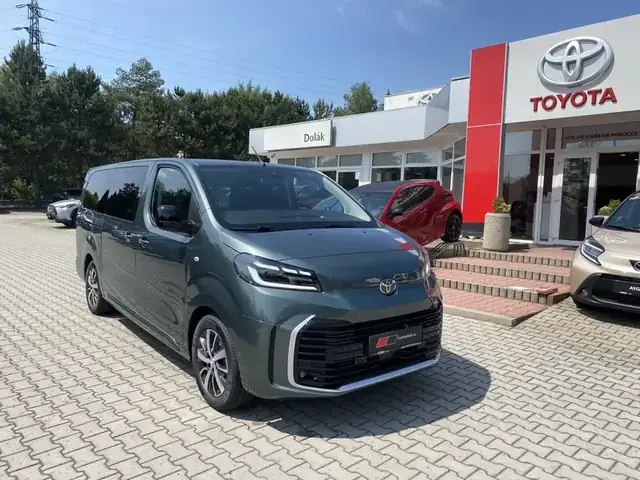Prodejci Toyota