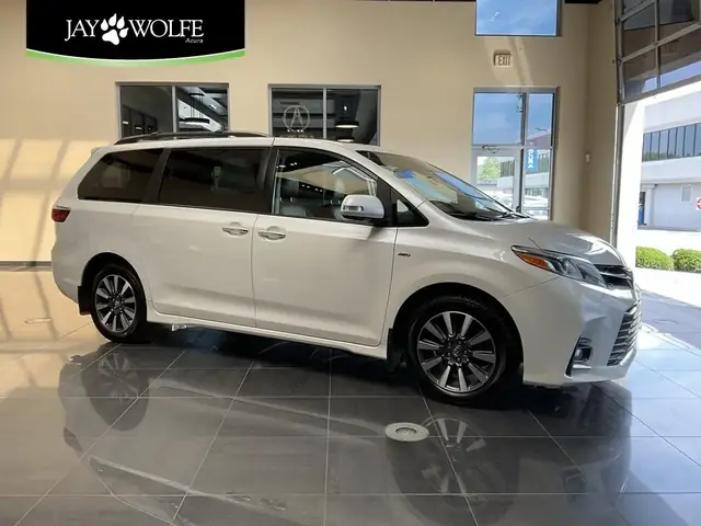 Sienna Toyota 2019