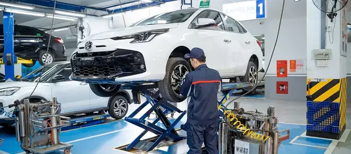 Sons Toyota