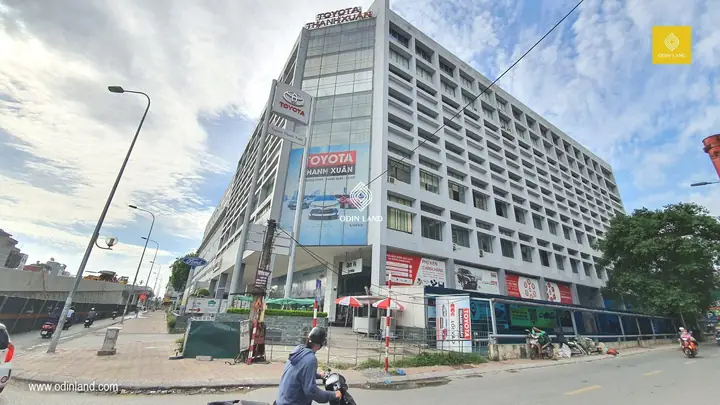 Tòa Nhà Toyota