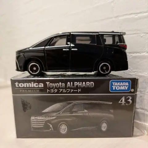 Tomica Toyota Alphard