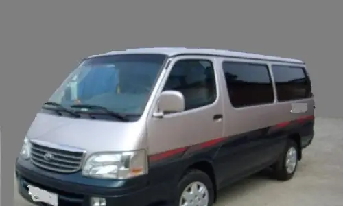 Toyota 12 Chỗ