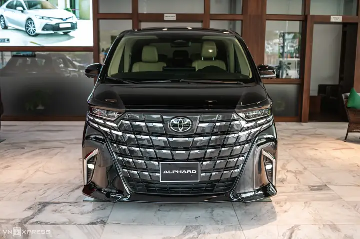Toyota Alpha V6