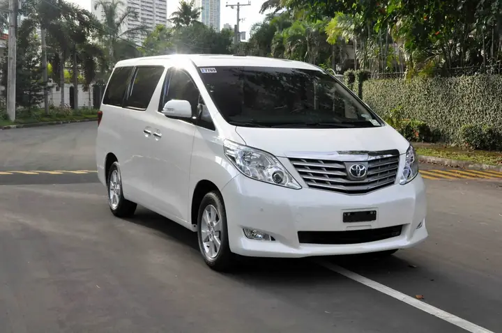 Toyota Alphard 2011