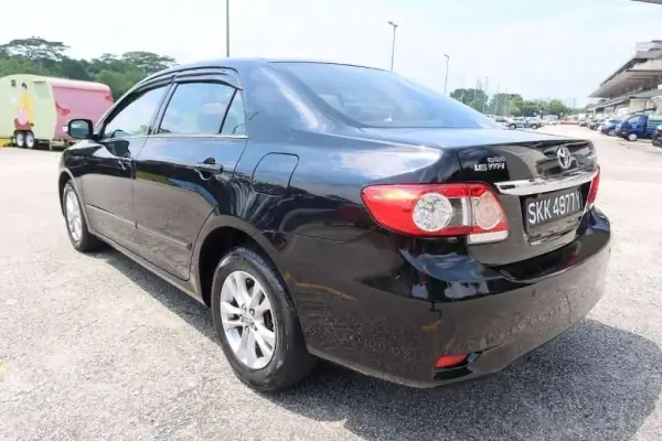 Toyota Altis 2013
